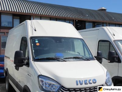 Цельнометаллический фургон IVECO Daily V42-33s