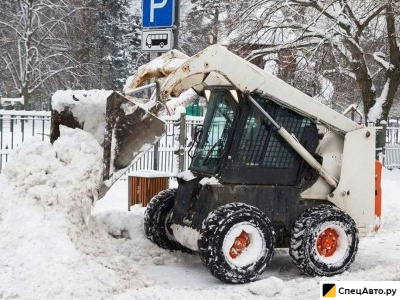 Погрузчик расчистка территории от снега