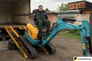 Мини-экскаватор                                                         Komatsu                                                     1600