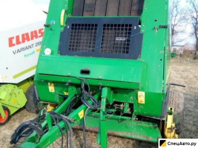 Пресс-подборщик John Deere 592