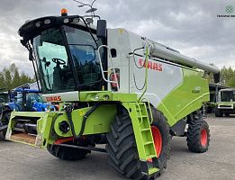 Продажа зерноуборочного комбайна Claas                                                     Тucаno 570