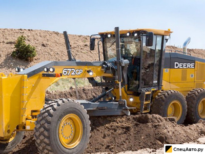 Тяжелый автогрейдер John Deere 672GP