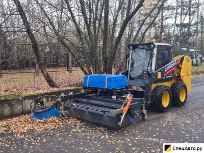 Коммунальная щетка Метатэкс 2000 мм на мини-погрузчик