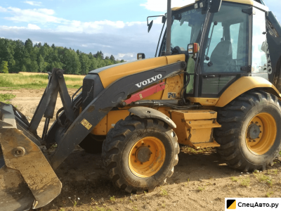 Экскаватор-погрузчик Volvo BL71B