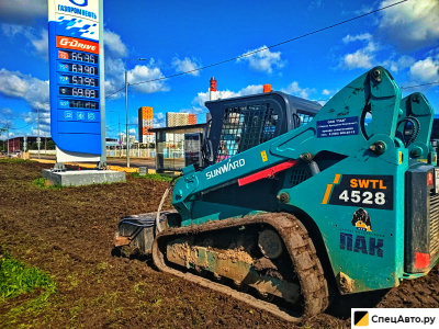 Гусеничный мини-погрузчик Sunward 4528