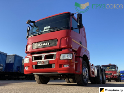 Седельный тягач КамАЗ 65806