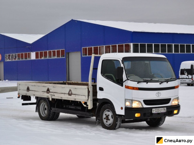 Бортовой автомобиль Toyota Dyna