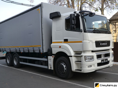 Тентованный грузовик КамАЗ 65207
