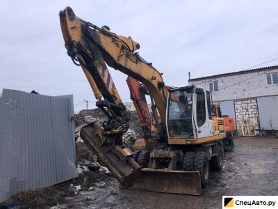 Колесный экскаватор Liebherr a 900