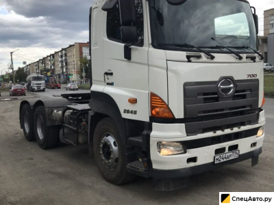 Седельный тягач Hino 700