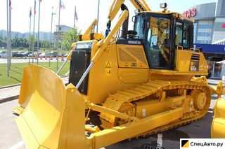 Средний бульдозер Komatsu D65E-12