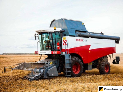 Зерноуборочный комбайн Ростсельмаш TORUM 740