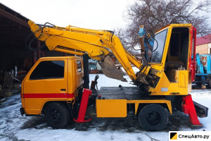 Экскаватор-планировщик Isuzu Elf