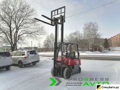 Вилочный погрузчик Nissan FG15
