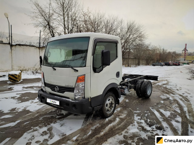 Шасси коммерческого грузовика Nissan Cabstar