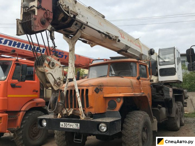 Автокран Челябинец КС-55733-17 на шасси УРАЛ