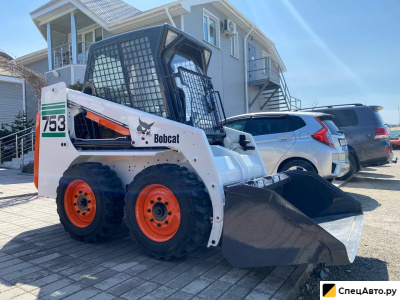 Мини-погрузчик Bobcat 753