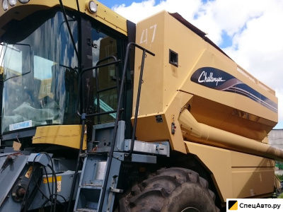 Зерноуборочный комбайн Challenger 650