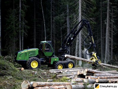 Колесный харвестер John Deere 1270E
