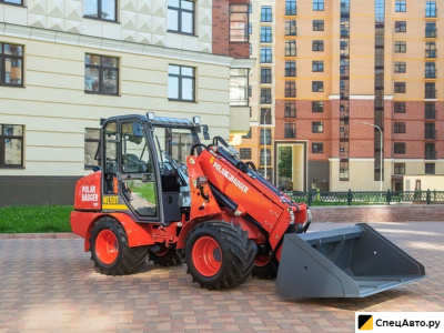 Мини-погрузчик Polar Badger WL50T
