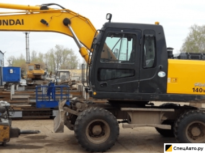 Колесный экскаватор Hyundai  R140W7