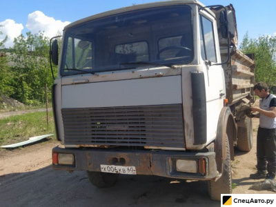 Самосвал МАЗ 5551