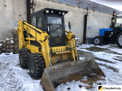Мини-погрузчик Bull SL700