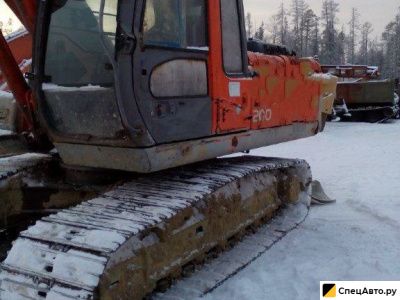 Гусеничный экскаватор Hitachi ZX200