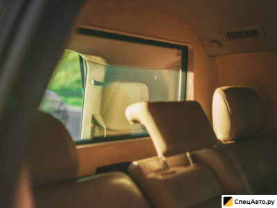 Бронированный автомобиль TOYOTA LAND CRUISER БРОНИРОВАННЫЙ