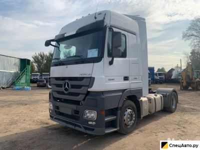 Седельный тягач Mercedes-Benz Actros