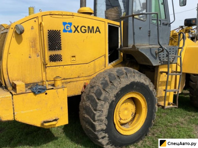 Фронтальный погрузчик XGMA XG962