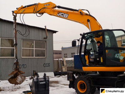 Колесный экскаватор                                                         JCB                                                     16022