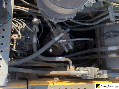 Гусеничный экскаватор Volvo EC380DL