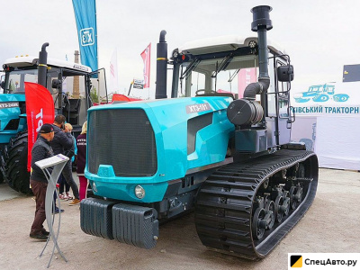 Гусеничный трактор БТЗ-181-26