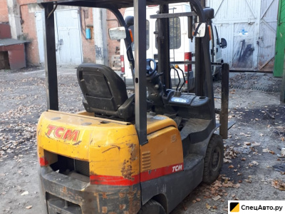 Вилочный погрузчик Komatsu FD15