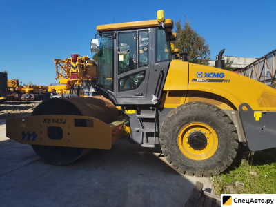 Грунтовый каток XCMG XS143J