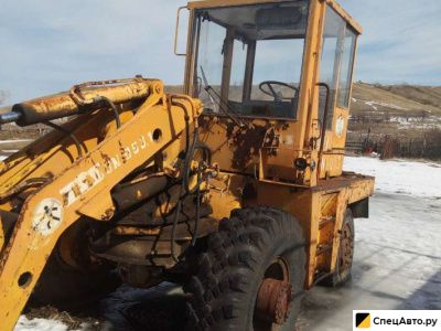 Фронтальный погрузчик Detva UN-053