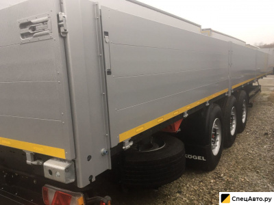 Бортовой полуприцеп Kogel