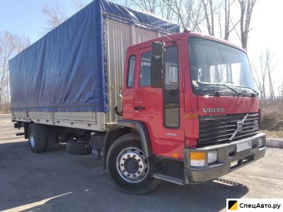 Тентованный грузовик Volvo FL6