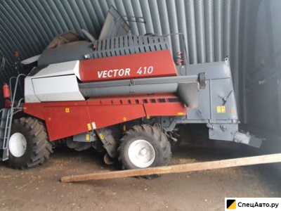 Зерноуборочный комбайн Ростсельмаш VECTOR 410