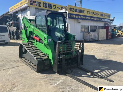 Гусеничный мини-погрузчик Bobcat T770
