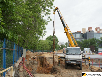 Аренда ямобура (японец) + автовышка (люлька)