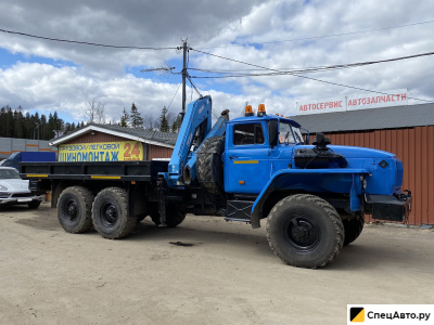 Бортовой грузовик с КМУ УРАЛ 4320