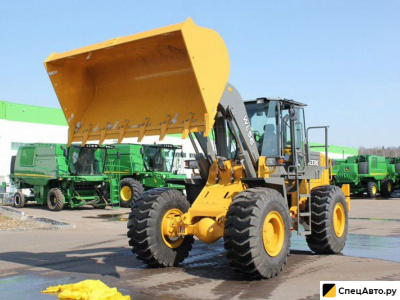 Фронтальный погрузчик John Deere WL56