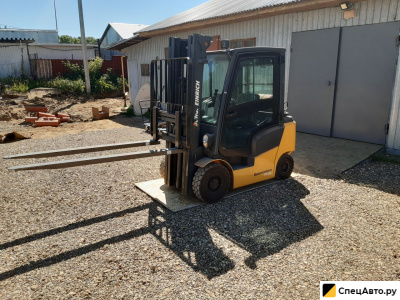 Вилочный погрузчик Jungheinrich TFG320