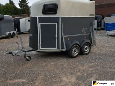 Прицеп-коневозка HUMBAUR 