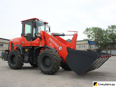 Фронтальный погрузчик RedStar 2500GT