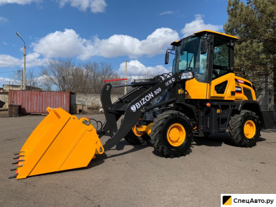 Фронтальный погрузчик BIZON 920