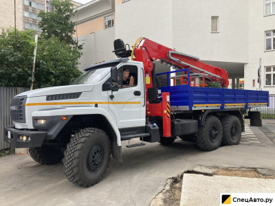 Бортовой грузовик с КМУ УРАЛ Next
