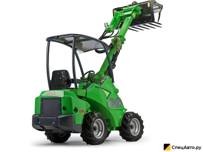 Мини-погрузчик Avant 523